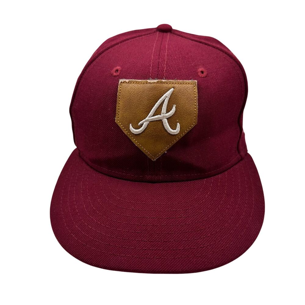 New Era 59FIFTY Atlanta Braves Burgundy Wool Hat Size 7 Leather Logo RN11493
